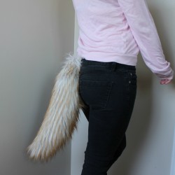 18" Fox Tails